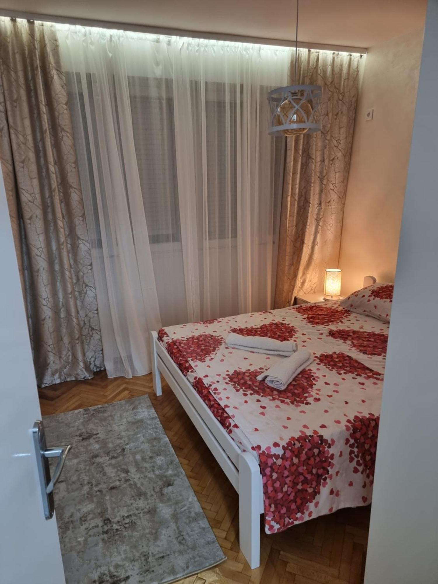 Clock Tower Lux Apartment Podgorica Kültér fotó